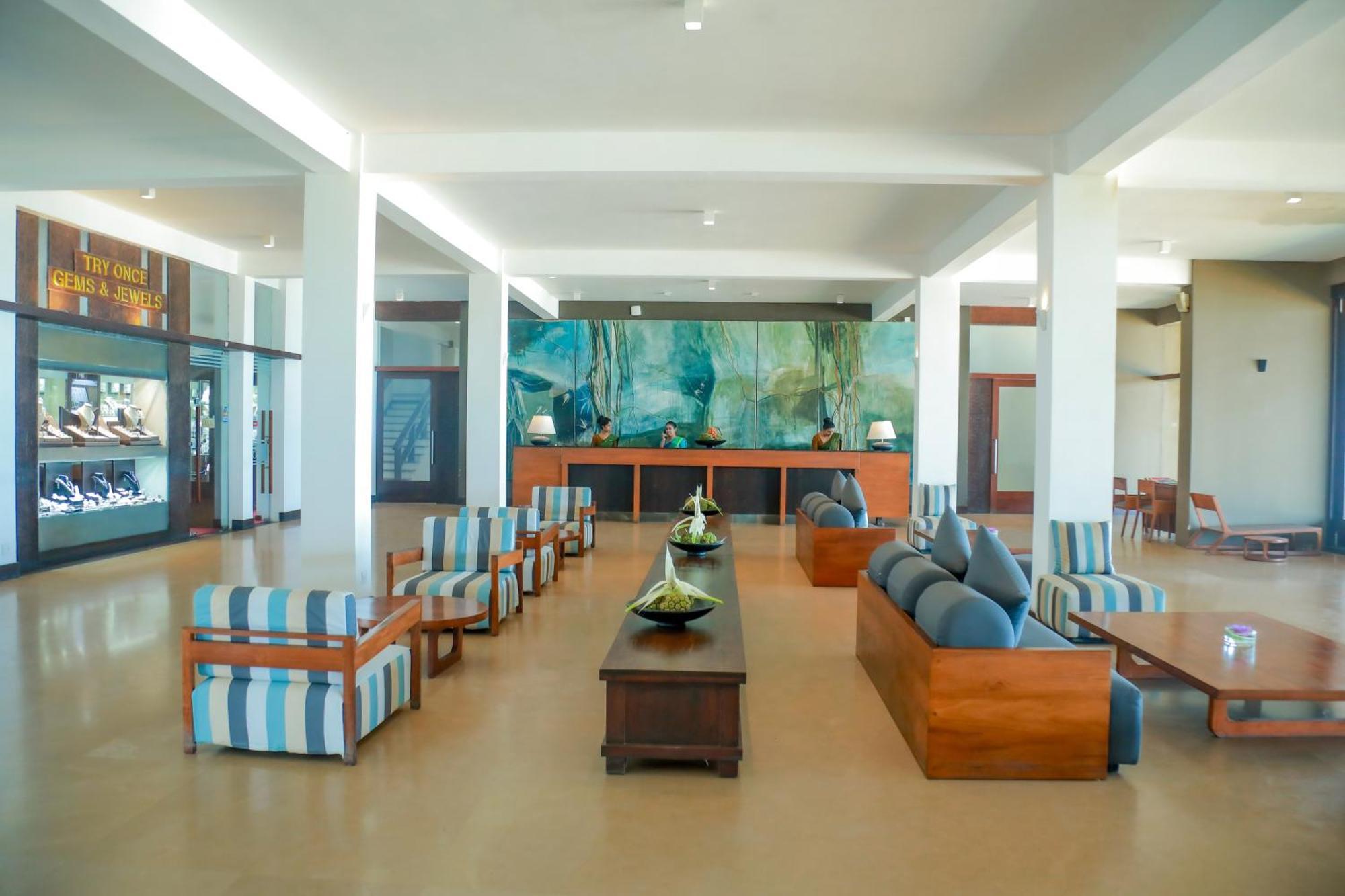 Pandanus Beach Resort & Spa Bentota Exterior foto